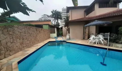 Casa com 4 dormitórios para alugar, 350 m² por R$ 1.900,00/dia - Jardim  São Lourenço - Bertioga/SP