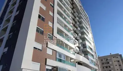 Apartamento à venda no bairro Barreiros em São José/SC
