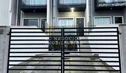 Casa à venda no bairro Potecas em São José/SC