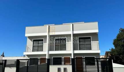 Sobrado à venda no bairro Aririu - Palhoça/SC