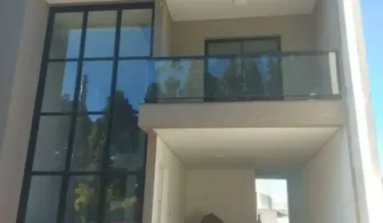 Sobrado para Venda em Guarapuava, Boqueirão