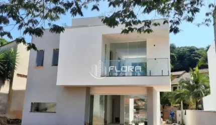 Casa com 3 dormitórios à venda, 121 m² por R$ 790.000,00 - Itaipu - Niterói/RJ