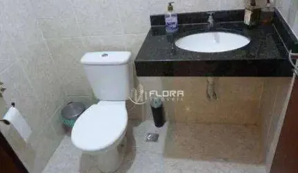 Casa com 4 dormitórios à venda, 216 m² por R$ 860.000,00 - Itaipu - Niterói/RJ