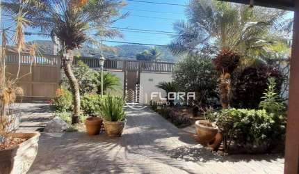 Casa com 3 dormitórios à venda, 246 m² por R$ 950.000 - Piratininga - Niterói/RJ