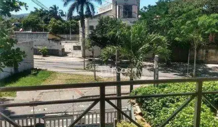 Casa com 3 dormitórios à venda, 180 m² por R$ 750.000 - Piratininga - Niterói/RJ