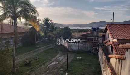 Casa com 2 dormitórios à venda, 360 m² por R$ 800.000,00 - Guaratiba - Maricá/RJ
