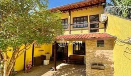 Casa com 2 dormitórios à venda, 130 m² por R$ 550.000,00 - Itaipu - Niterói/RJ