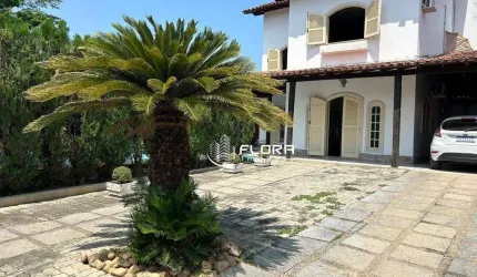 Casa com 4 dormitórios à venda, 213 m² por R$ 950.000 - Itaipu - Niterói/RJ