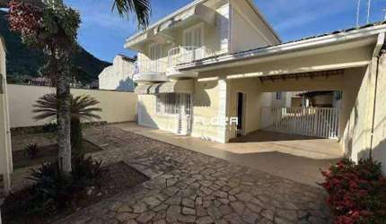Casa com 3 dormitórios à venda, 165 m² por R$ 1.100.000 - Piratininga - Niterói/RJ