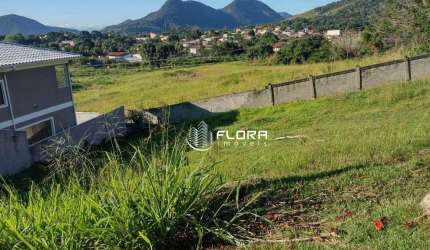 Terreno à venda no Condominio Pedra da Mata