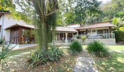 Casa com 3 dormitórios à venda, 300 m² por R$ 3.200.000,00 - Engenho do Mato - Niterói/RJ