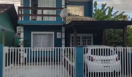 Sobrado com 3 dormitórios à venda, 92 m² por R$ 850.000,00 - Armação - Penha/SC