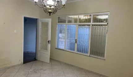 Casa para Venda em Jundiaí, Jardim do Lago, 3 dormitórios, 1 suíte, 1 banheiro, 2 vagas
