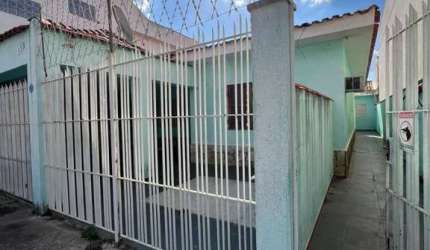 Casa para Venda em Cajamar, Altos de Jordanésia (Jordanésia), 2 dormitórios, 2 banheiros, 2 vagas