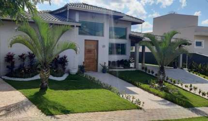 Casa em Condomínio para Locação em Atibaia, Usina, 4 dormitórios, 2 suítes, 3 banheiros, 4 vagas