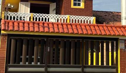 Sobrado no bairro Savoy em Itanhaém