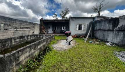 Casa no Jardim Coronel em Itanhaém,