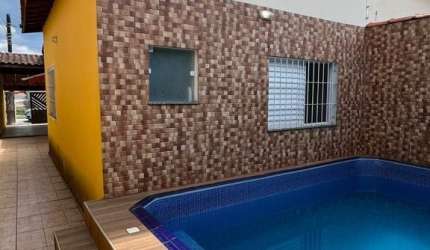 Casa no bairro Tupy, em Itanhaém