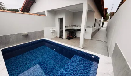 Casa no Campos Eliseos em Itanhaém,