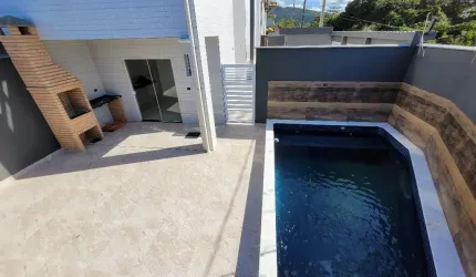 Casa no Campos Eliseos em Itanhaém,