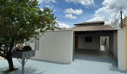 CASA NOVINHA PARA VENDA NO DISTRITO INDUSTRIÁRIO