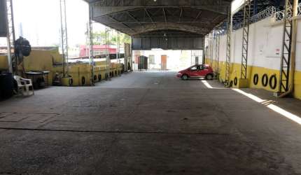 Barracão / Galpão / Depósito para alugar na Rua Barão de Melgaço, 01, Centro-Norte, Cuiabá, 900 m2 por R$ 5.000