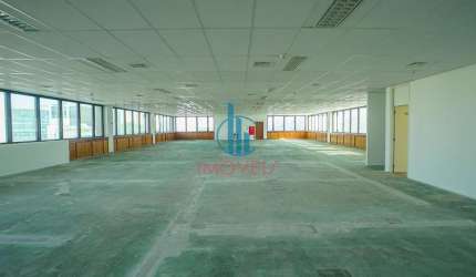 Sala Comercial 526 m&#178; e 17 Vagas na Chácara Santo Antônio