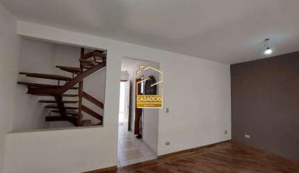 CASA EM CONDOM&#205;NIO FECHADO COM 134 M&#178;, 3 DORMIT&#211;RIOS NA VILA DAS MERC&#202;S