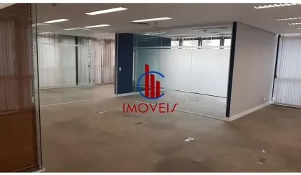 Conjunto Comercial para Locação ou Venda com 5 Salas e 4 Vagas na Chácara Santo António - SP, próximo da Av. das Naç&#245;es Unidas