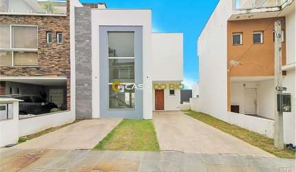 Casa em condomínio fechado com 3 quartos à venda na Ivo Walter Klern, 599, Hípica, Porto Alegre por R$ 699.500
