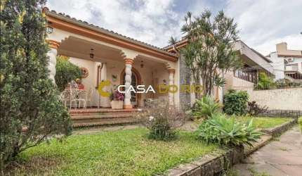 Casa com 3 quartos à venda na Rua Cariri, 125, Vila Assunção, Porto Alegre por R$ 1.300.000