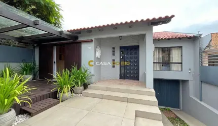 Casa com 3 quartos à venda na Rua Padre João Batista Reus, 1792, Vila Conceição, Porto Alegre por R$ 1.220.000