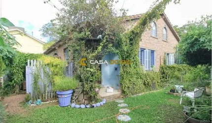 Casa com 4 quartos à venda na Rua Padre João Batista Reus, 1031, Vila Conceição, Porto Alegre por R$ 650.000