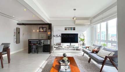 Apartamento com 2 quartos à venda na Travessa Alexandrino de Alencar, 50, Azenha, Porto Alegre por R$ 560.000