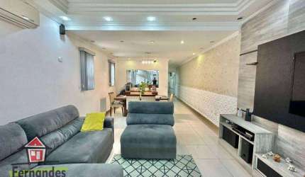 Sobrado Triplex  mobiliado, com piscina 3 dormitórios  à venda, 137 m² por R$980.000 Boqueirão  Praia Grande SP