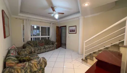 Sobrado 250 metros da praia 3 dormitórios sendo 1 suíte para alugar definitivo pacote, 120 m² por R$ 3.800/mês - Vila Guilhermina - Praia Grande/SP