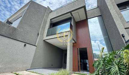 Sobrado Triplex de Alto Padrão
