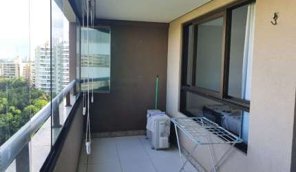 Vendo Excelente Quarto e Sala, Nascente no  Cosmopolitan  localizado em Alphaville/ Paralela .