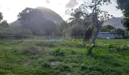 Excelente área comercial em São José