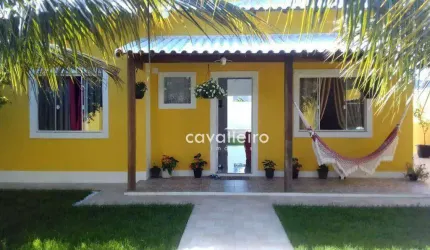 Casa com 4 quartos, sendo 1 suíte,  com 145 m² por R$ 600.000 - Itapeba - Maricá/RJ