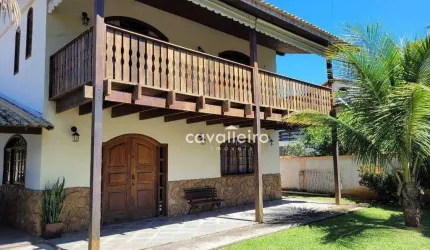 Casa em Jacaroá  !!!