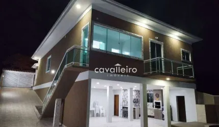 Casa com Piscina Incrível,  3 Quartos,  medindo 303 m² de Construção - Flamengo - Maricá/RJ