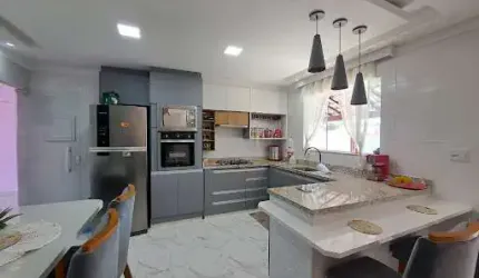 Casa à venda, 199 m² por R$ 620.000,00 - Pindobas - Maricá/RJ