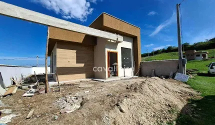 Casa com 03 quartos, sendo 01 suíte em condomínio próximo ao Centro de Maricá