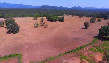 FAZENDA COM 210 ALQUEIRES DUPLA APTIDÃO NO MUNICÍPIO DE MINAÇU - GO
