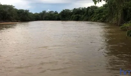 FAZENDA DE DUPLA APTIDÃO COM 2.150 ALQUEIRES EM PRIMAVERA DO LESTE-MT