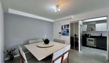 Deixe-se encantar por tudo o que este apartamento espetacular tem a oferecer!