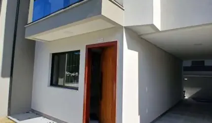 Sobrado 3 dormitórios a venda em São José/SC