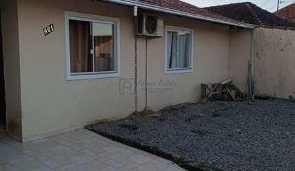 Casa à venda em Joinville, Ulysses Guimarães, com 3 quartos, com 70 m²