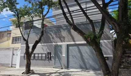 Lindo sobrado em condomínio na Vila Granada